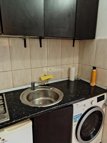 garsonieră zona Far mobilată utilată 22 mp - 4