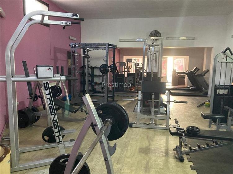 Spatiu comercial de inchiriat - 2