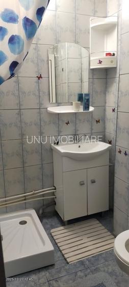 Garsoniera - zona Podu Ros - restaurant Cotnari - 4