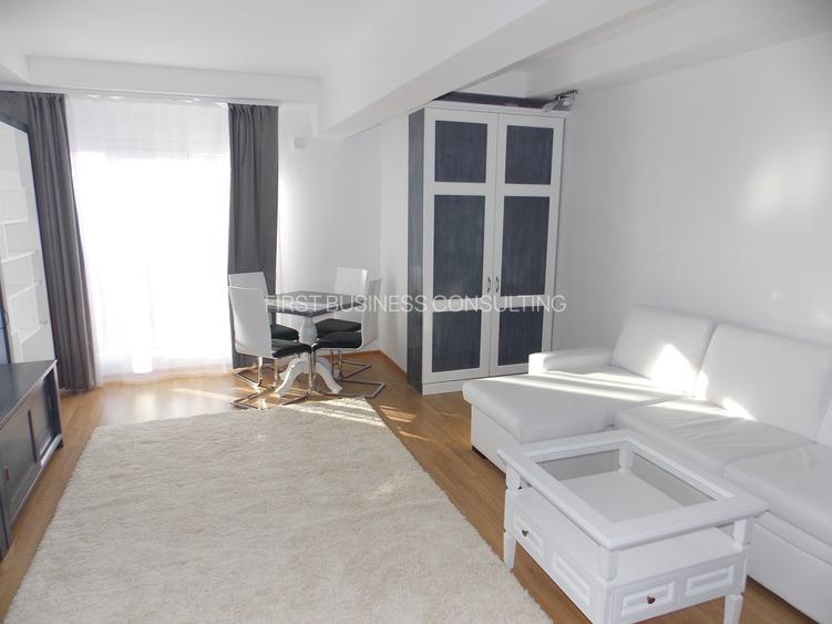 Apartament 2 camere COMPLEX COSMOPOLIS, Mobilat-Utilat MODERN - 4