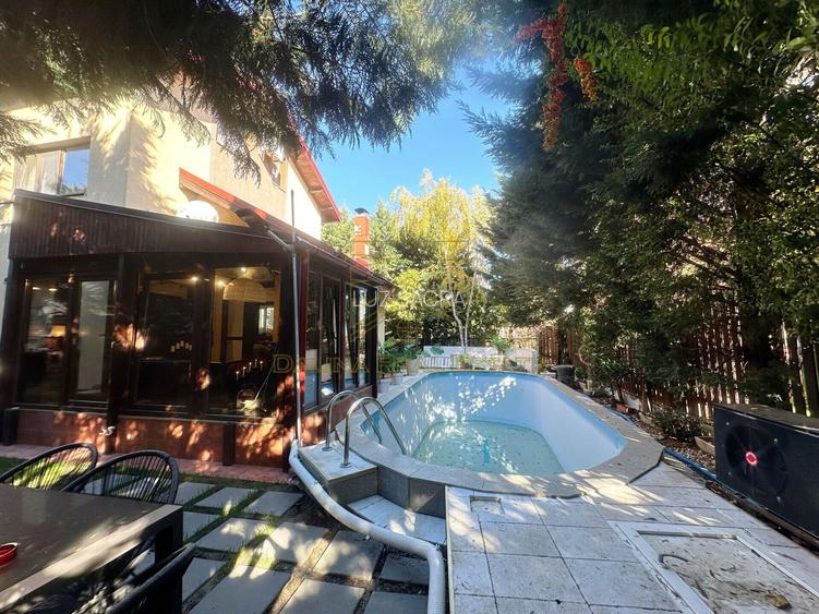 Vanzare - Vila cu piscina si finisaje premium - Otopeni - 25