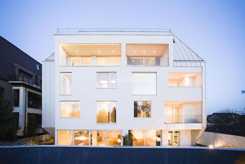 Penthouse for Rent, 5 Rooms, 230 sqm | Terrace 47 sqm | Parking - 10