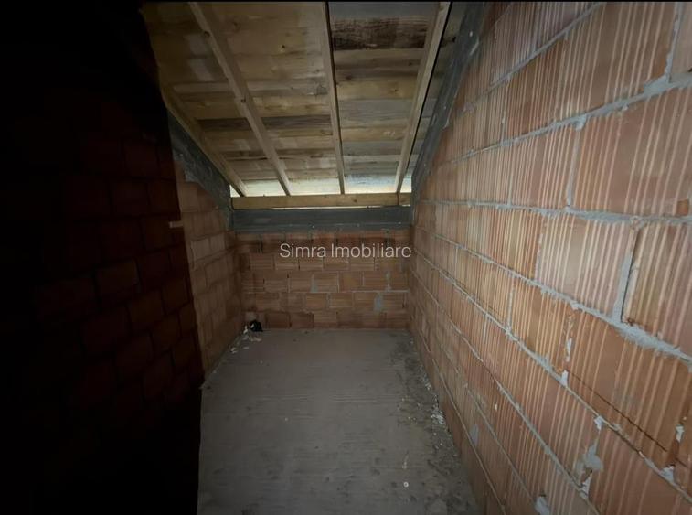 Casa P+M la rosu, Santandrei cu teren de 500 mp - 11