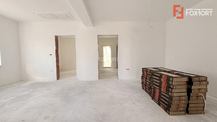 Duplex de vanzare, 3 camere pe parter + pod - Mosnita Veche - 2