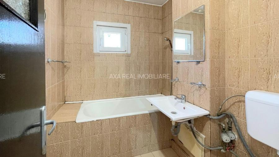 3 camere | decomandat | 5 min metrou 1 Decembrie | COMISION 0% - 12