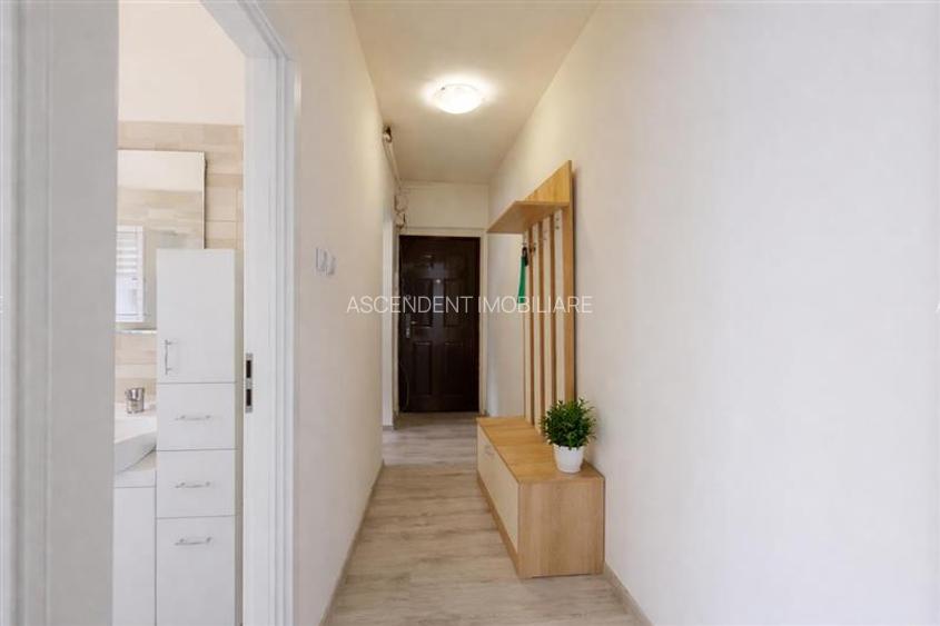 Garsoniera cocheta, renovata, decomandata, mobilata, utilata, Tractorul, Brasov - 5