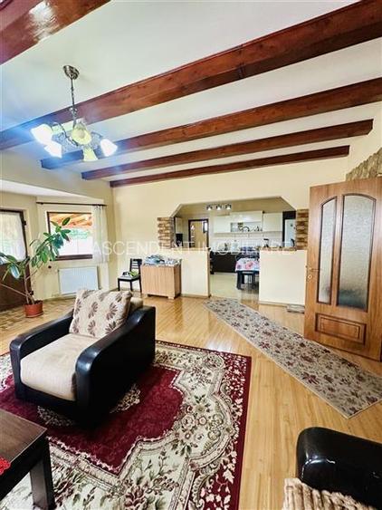 Casa generoasa cu pretios teren de 2.400 mp, Sanpetru, Brasov - 2