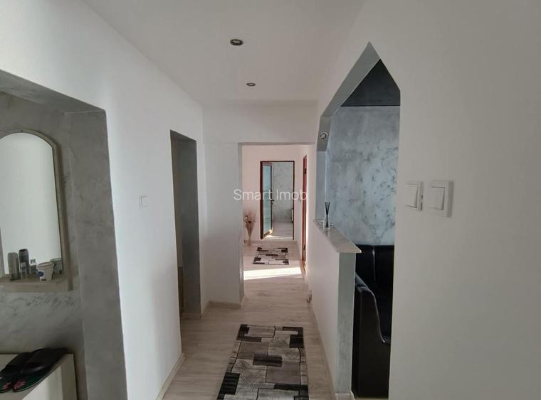 De vânzare apartament 3 camere Renovat Zona Vidin - 6