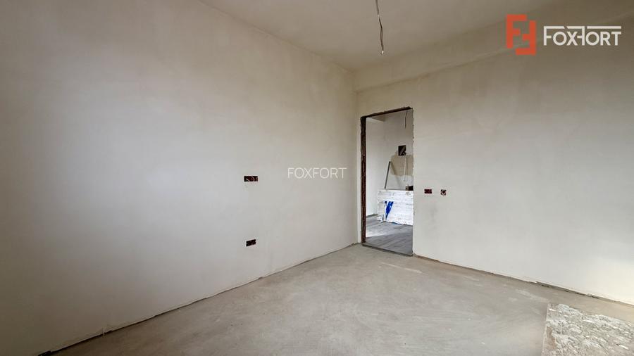 Duplex cu 5 camere de 128 mp utili si teren de 370 mp, zona Giarmata Vii - 11