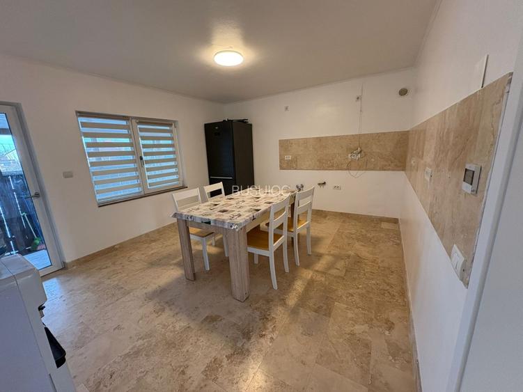 PROPRIETAR vand- Casa 4 dormitoare renovata finisaje premium teren 459mp - 3