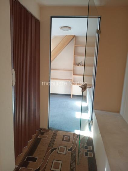 CASA 6 camere CU MANSARDA cu un design deosebit si o arhitectura futurista - 15
