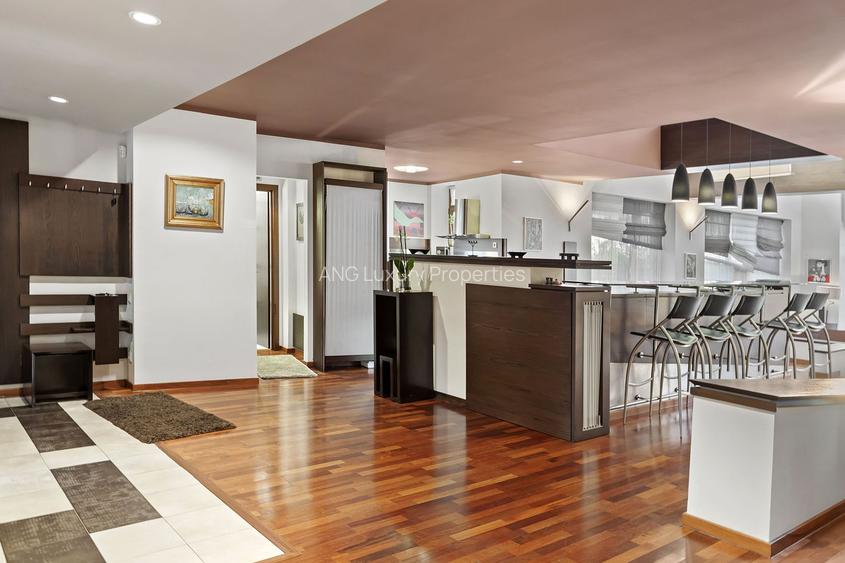 Vila Exclusivistă cu Deschidere la Lac, Piscină și Garaj pentru Barcă în Snagov - 24