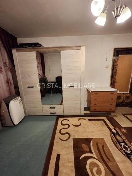 Garsonieră spațioasă de închiriat Berceni - 3