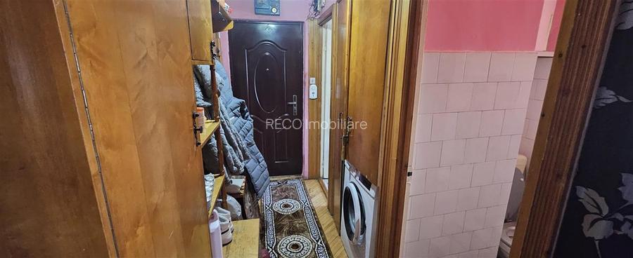 RECO. Apartament luminos cu 2 camere la etajul 4 4 - 10