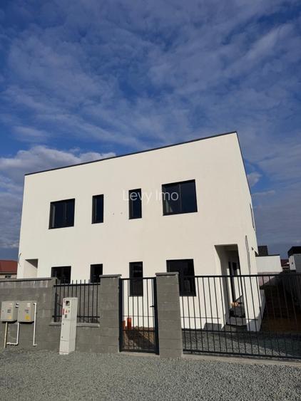 1/2 duplex direct de la proprietar comision 0%  - 13