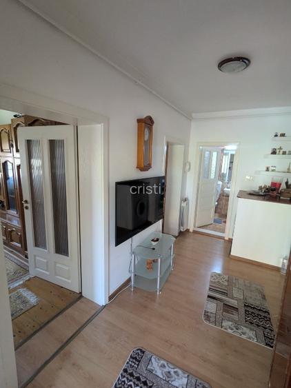 Vand casa cocheta 3 camere in Deva - 13