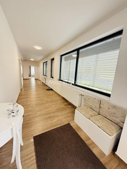 Giroc Central | Casă renovată complet | 4 camere | 2 bai - 10