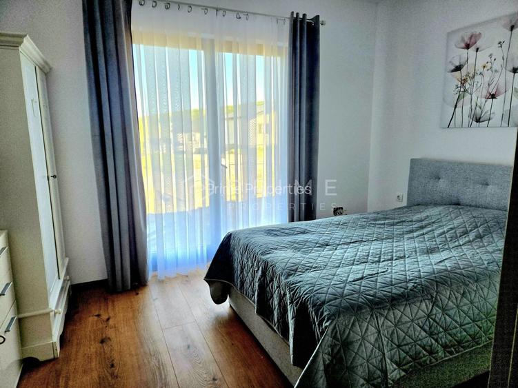 Casă cu Design Modern & Spații Vitrate Mari | Livezeni - 6