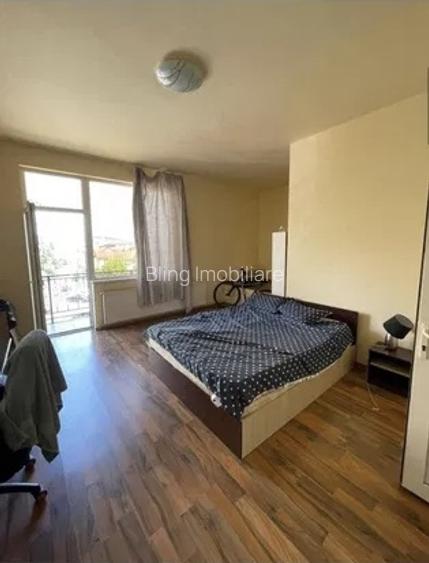 Apartament 5 camere, 4 dormitoare decomandate, Mehedinti - 2
