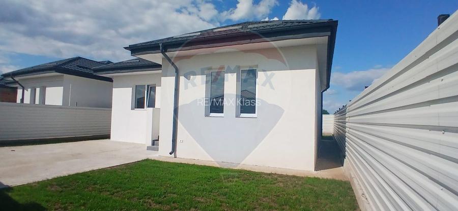 Casa noua Crevedia | gata de mutare | 3 camere - 10