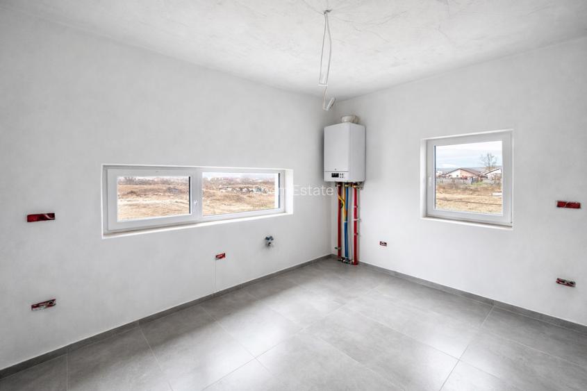 Proprietar, Etaj 1, Terasa Generoasa - 4