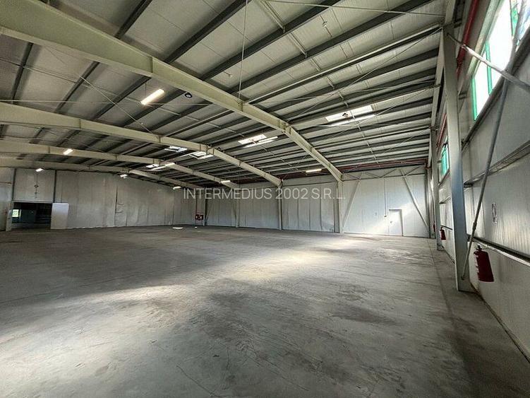 Hala industrial de 2000 mp cu autorizatie ISU Cat D - 2