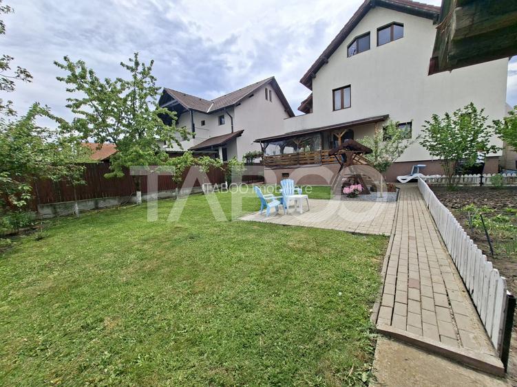 Casa individuala moderna de vanzare in Sura Mica teren pod si pivnita - 2