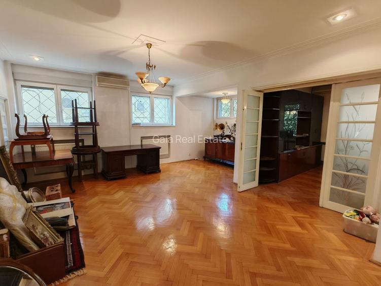 Vilă interbelică – Casin / Domenii – ideală clinica/ resedinta/ sediu / ambasada - 12