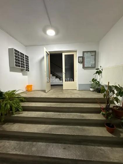 2 Camere, 2 Balcoane, 2 Spatii depozitare, Baie cu geam - 16