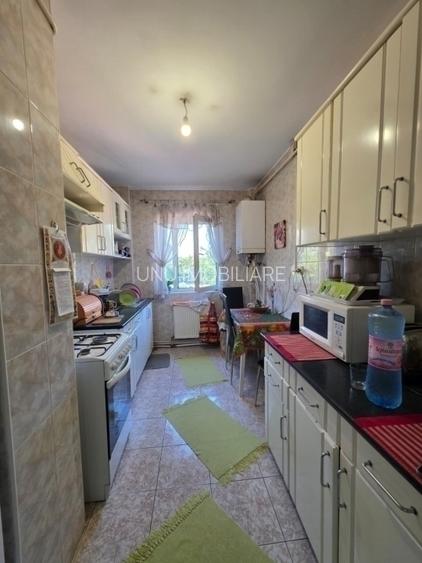 Tatarasi Dispecer- 4 Camere-2 bai-3 balcoane-la bulevard - 7