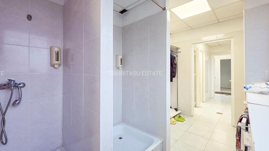 Spațiu industrial–afacere catering la cheie, teren&hală 750 mp S+P+1E - 18