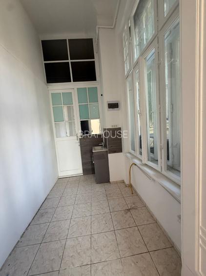 Garsonieră de vanzare,  Strada Șirul Livezii - 5