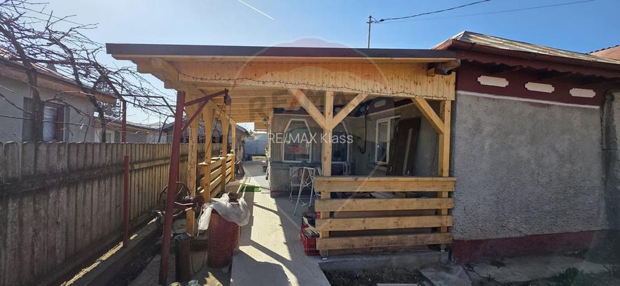 Casa renovata complet 3 camere de vanzare Crevedia 277mp teren - 8