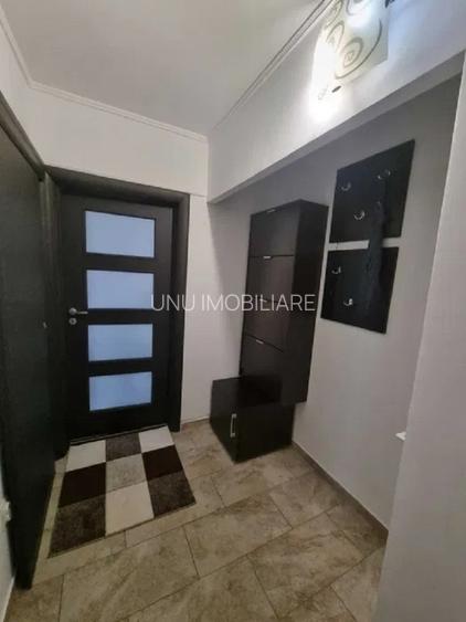 Apartament cu 2 camere - zona Podu Ros - Bld. Primaverii - 2