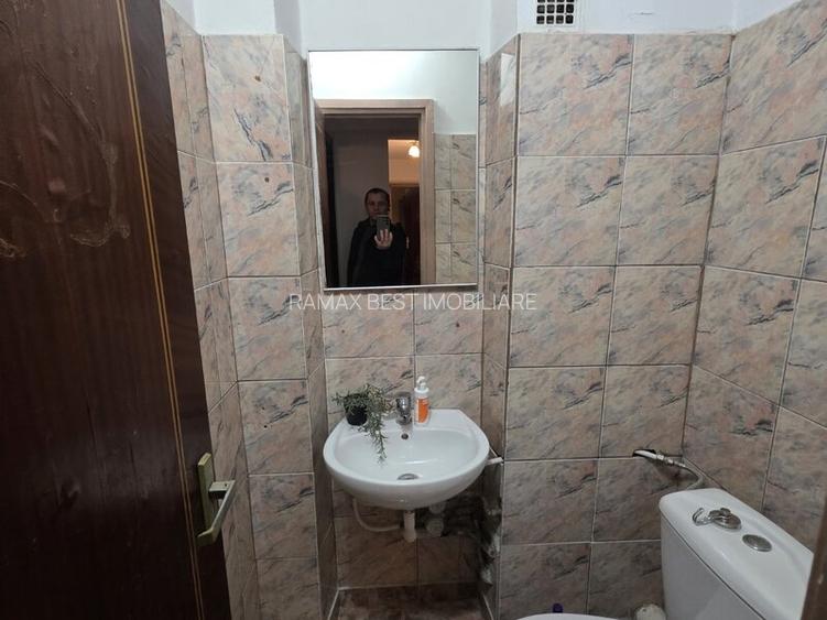 Titan, pe Liviu Rebreanu, 5 minute metrou si parc IOR, bloc 4 etaje - 10