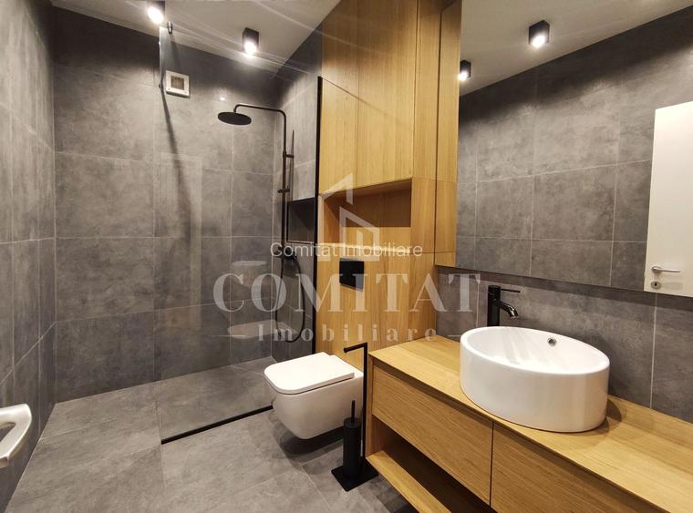 Apartament ultrafinisat în zona ultracentrală | Scară interioară - 13