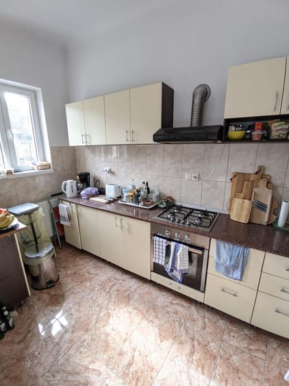 Casă de vânzare, 6 camere, 140 mp utili, Andrei Mureșanu zona Hotel Meridian