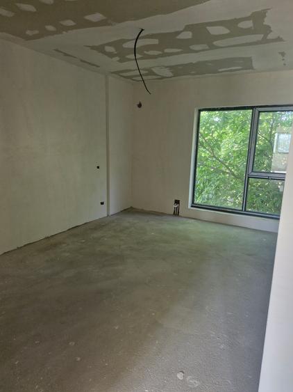 Vila eleganta cu 4 dormitoare, situata la intrarea in Tunari
