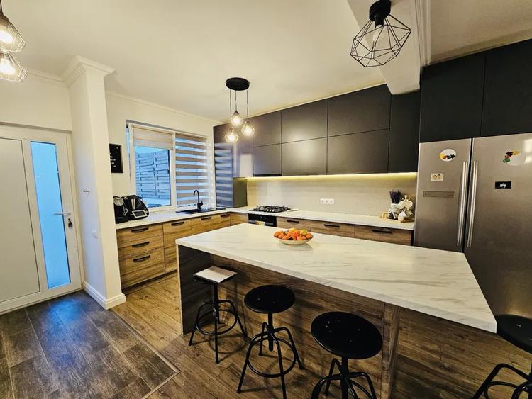 Duplex de inchiriat, 4 camere, terasa & gratar, Voronet