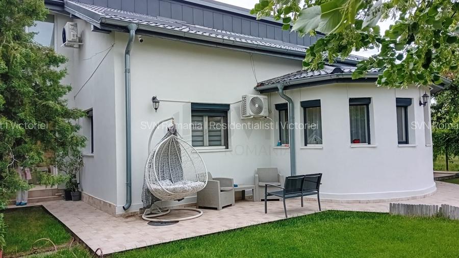 REV2003950 Vila Individuala ideala pentru familie cu 6 camere in Ostratu - 2