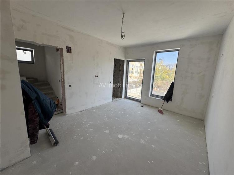 VILA BRAGADIRU TOATE UTILITATILE PRELUNGIREA GHENCEA -ALUNULUI CIRESARI - 16