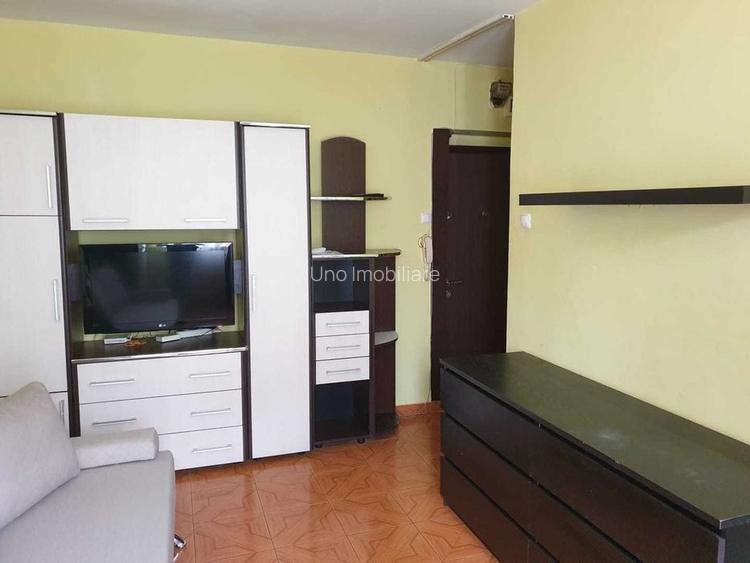 PIATA ALBA IULIA ,GARSONIERA INCHIRIERE - 2