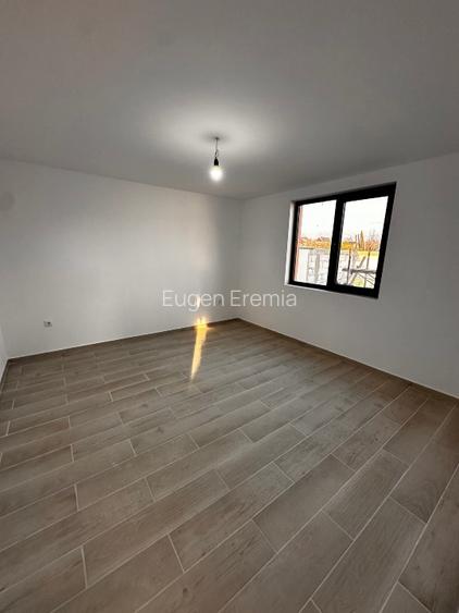 Vând casă  P+1E,an construcție 2025! - 5