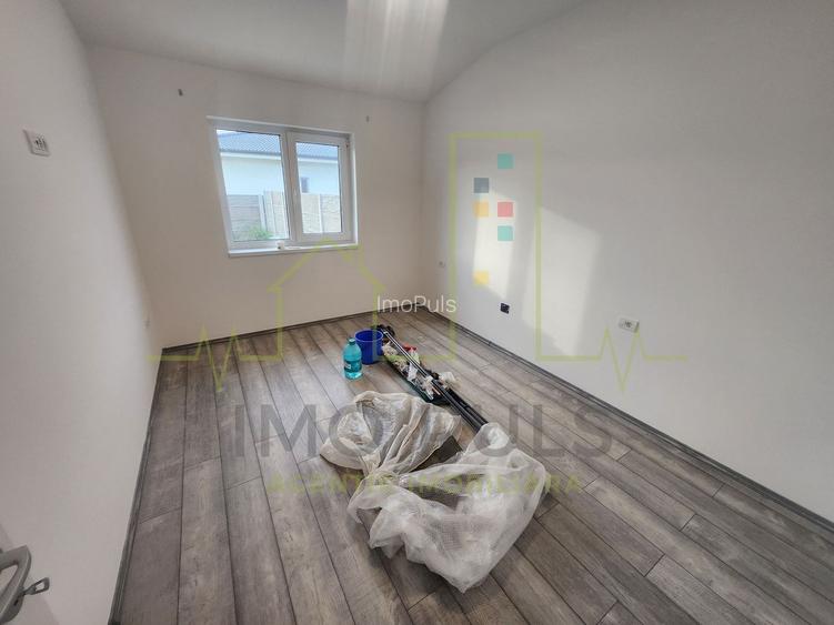 Duplex Mosnita. 4 Camere. Bucatarie separata. 1 dormitor la parter. - 5