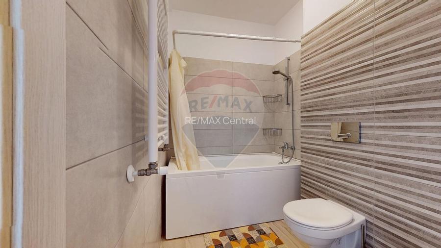 Apartament cu 2 camere de închiriat în zona Tractorul - 14