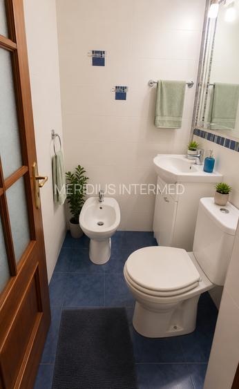 Închiriere apartament 4 camere decomandat + garaj - 8