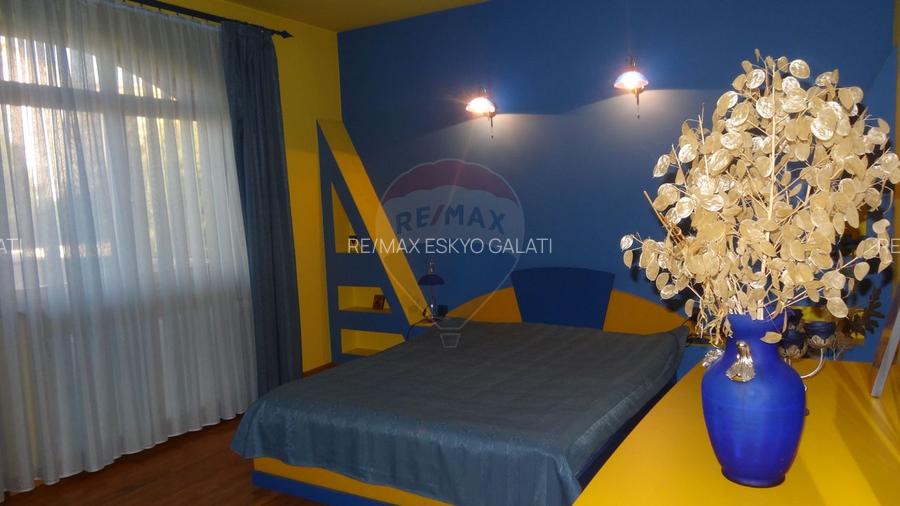 De VANZARE Casa spațioasă S+P+1E+M | Zona STIREX in Galati - 12