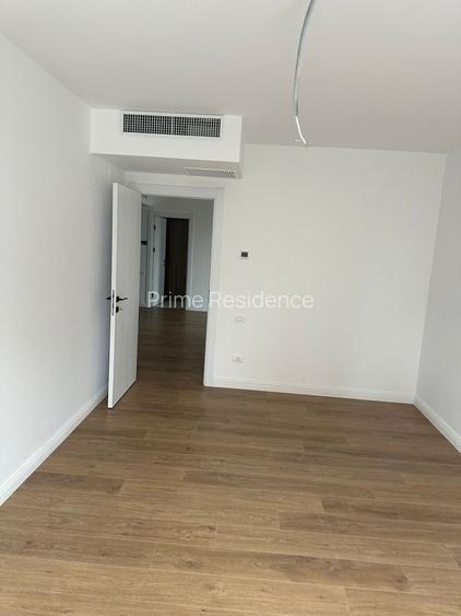 Vanzare 3 Camere Bloc Nou Pipera OMV - 4