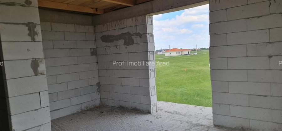 Casa P+E, Zimand Cuz, la rosu /finisata 97.000Eur - 10