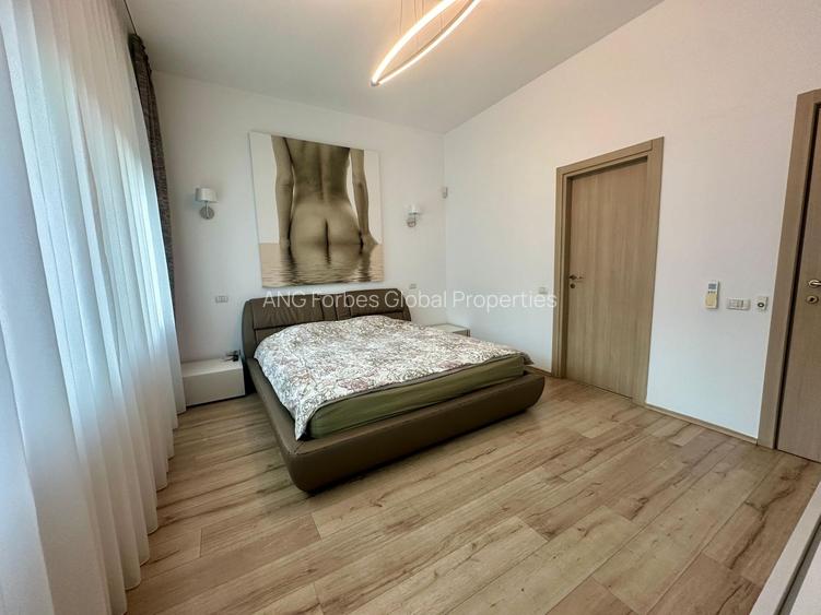 Vilă Elegantă cu Piscină Privată în Corbeanca - 8